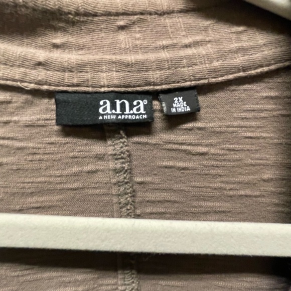 Ana jacket - Picture 2 of 2